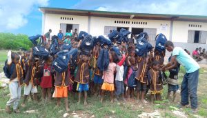Schulranzen, Schulhefte und Stifte für das Schulprojekt in Madagaskar - DMS-Verein